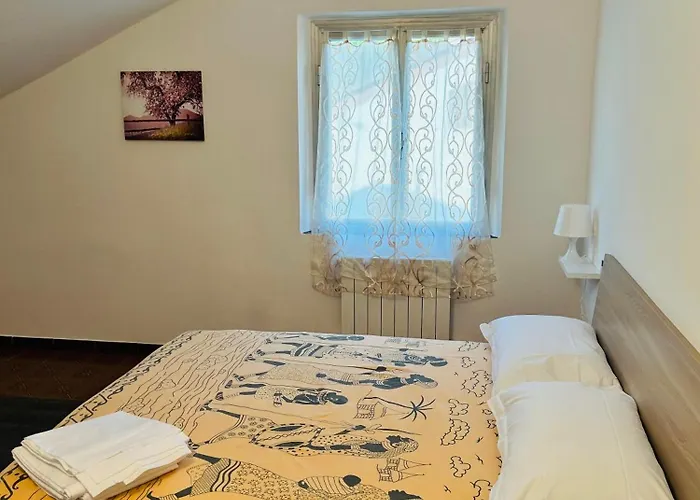 Semesterbostad Casa Alessio A 15 Minuti Dal Mare Bracco